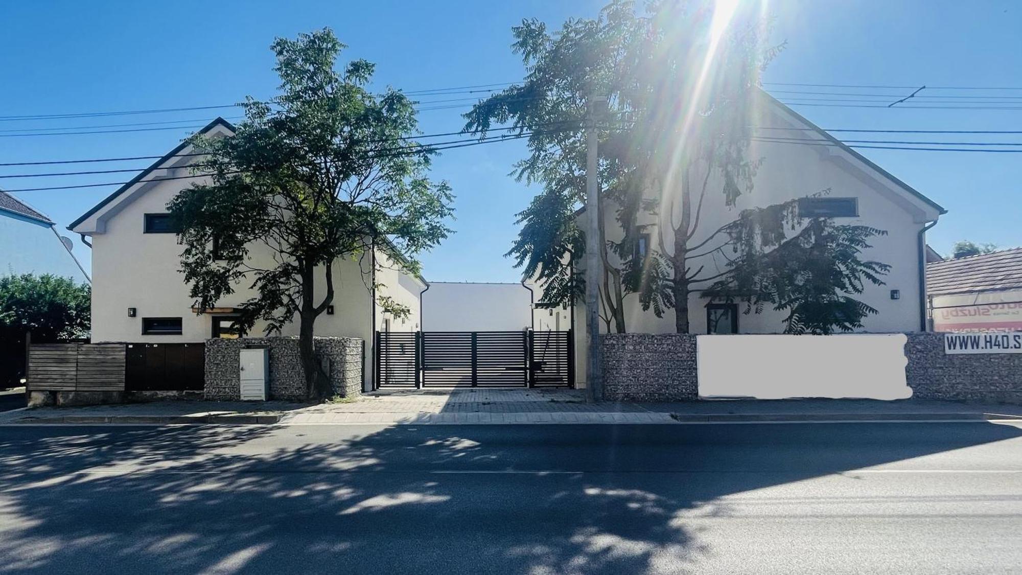 House Flow, 3 Room, Free 2 Parking Bratislava Exterior foto