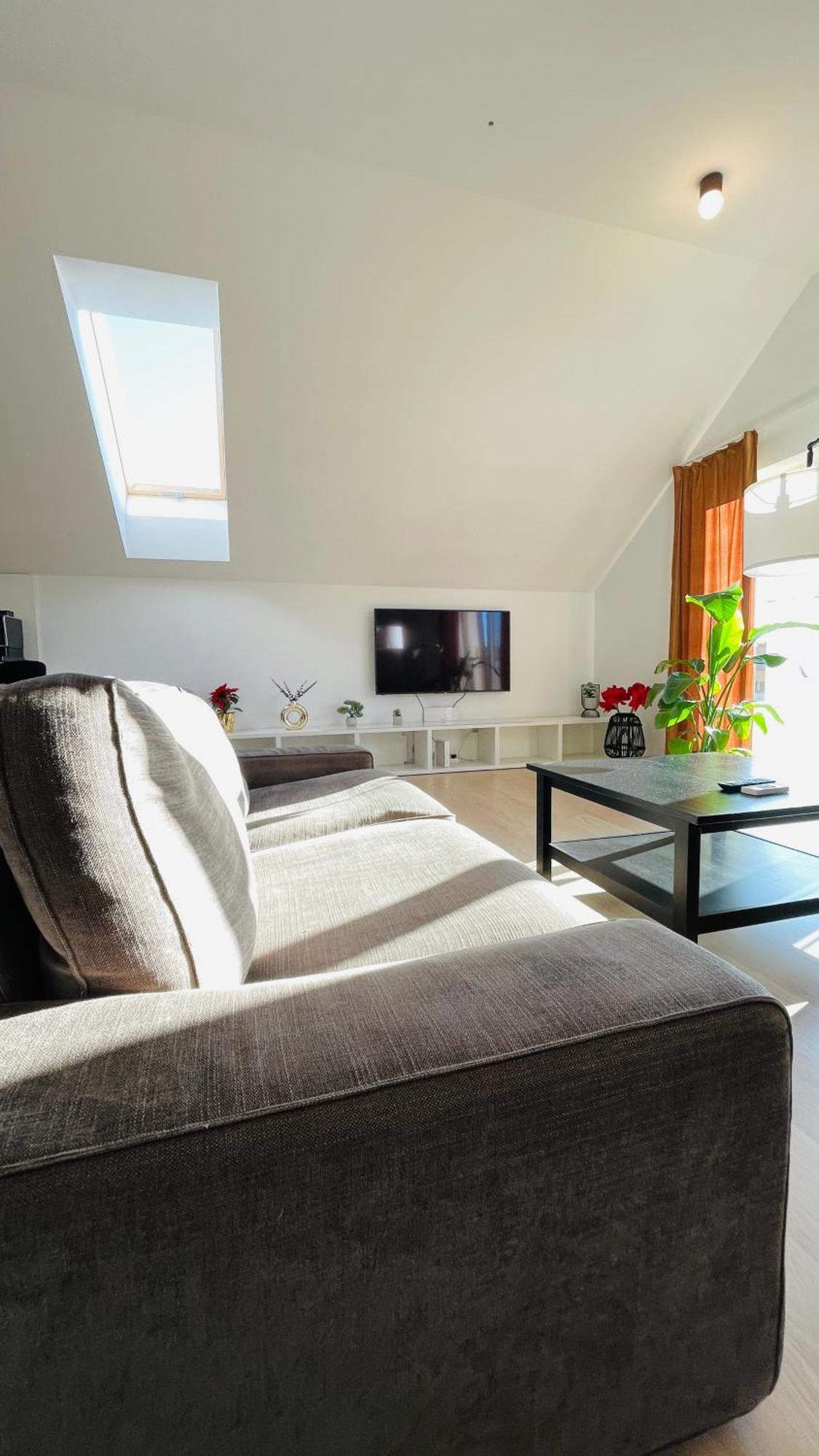 House Flow, 3 Room, Free 2 Parking Bratislava Exterior foto