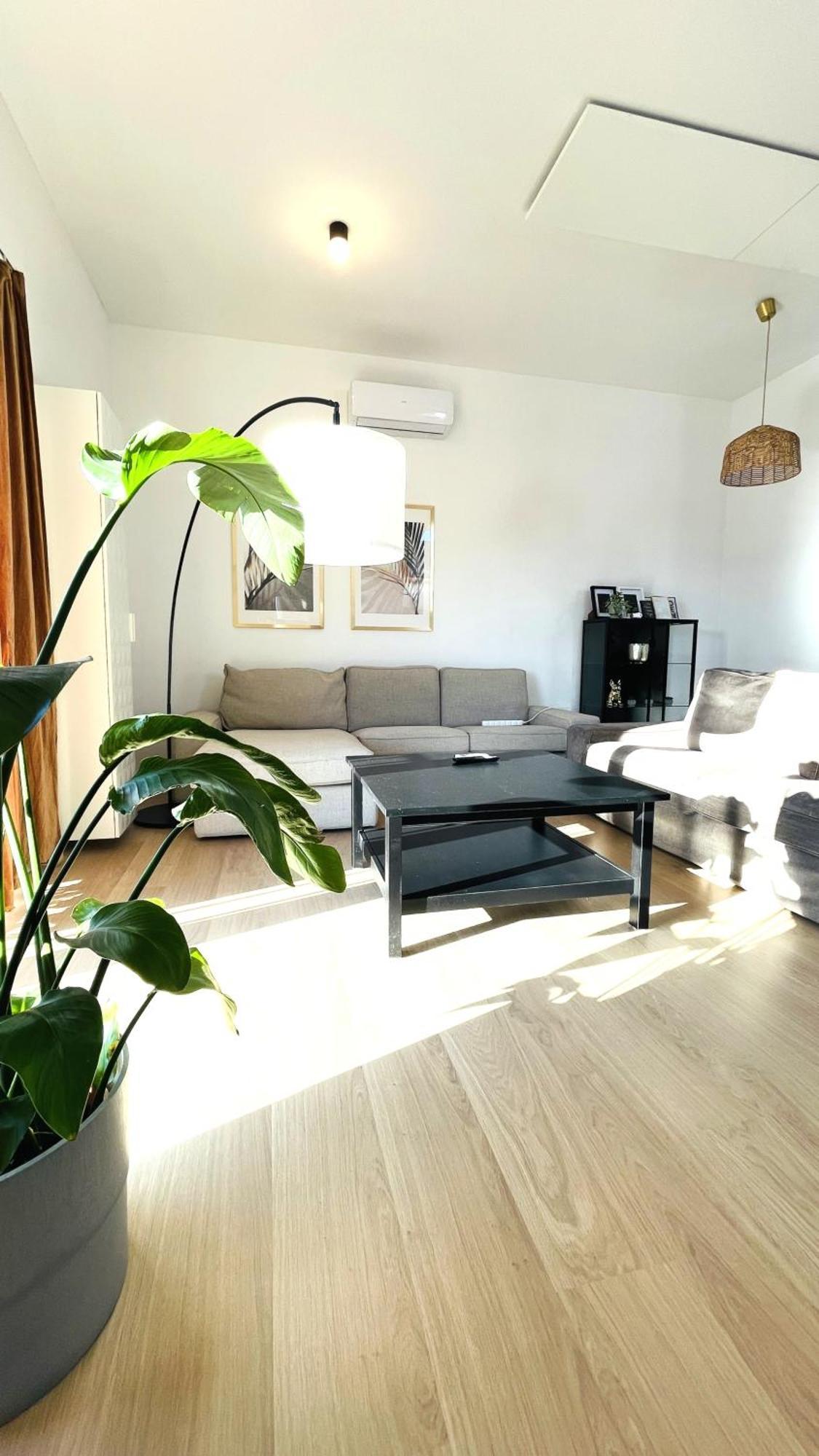 House Flow, 3 Room, Free 2 Parking Bratislava Exterior foto